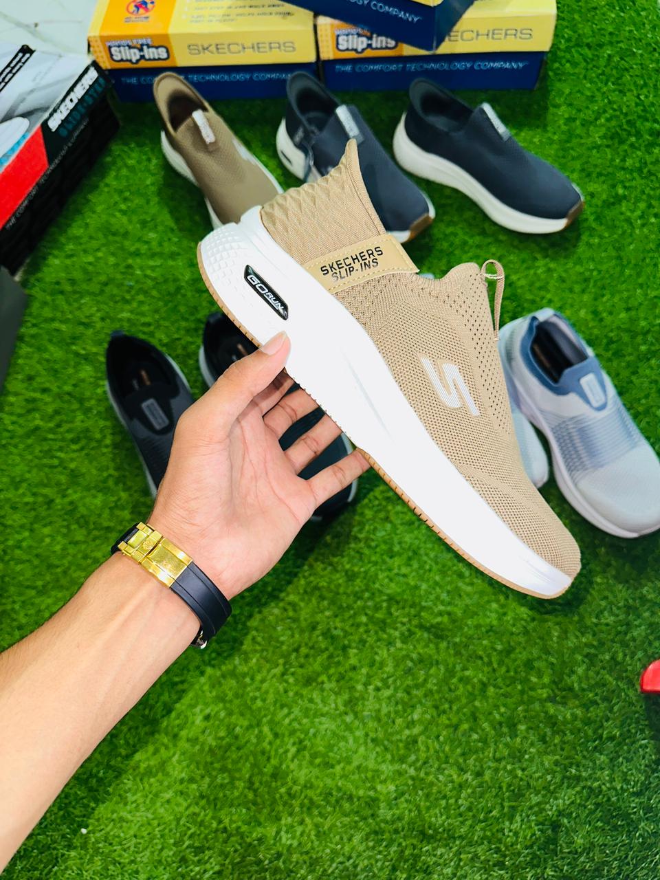 SKECHERS BROWN EDITION 1 AIR WAVE