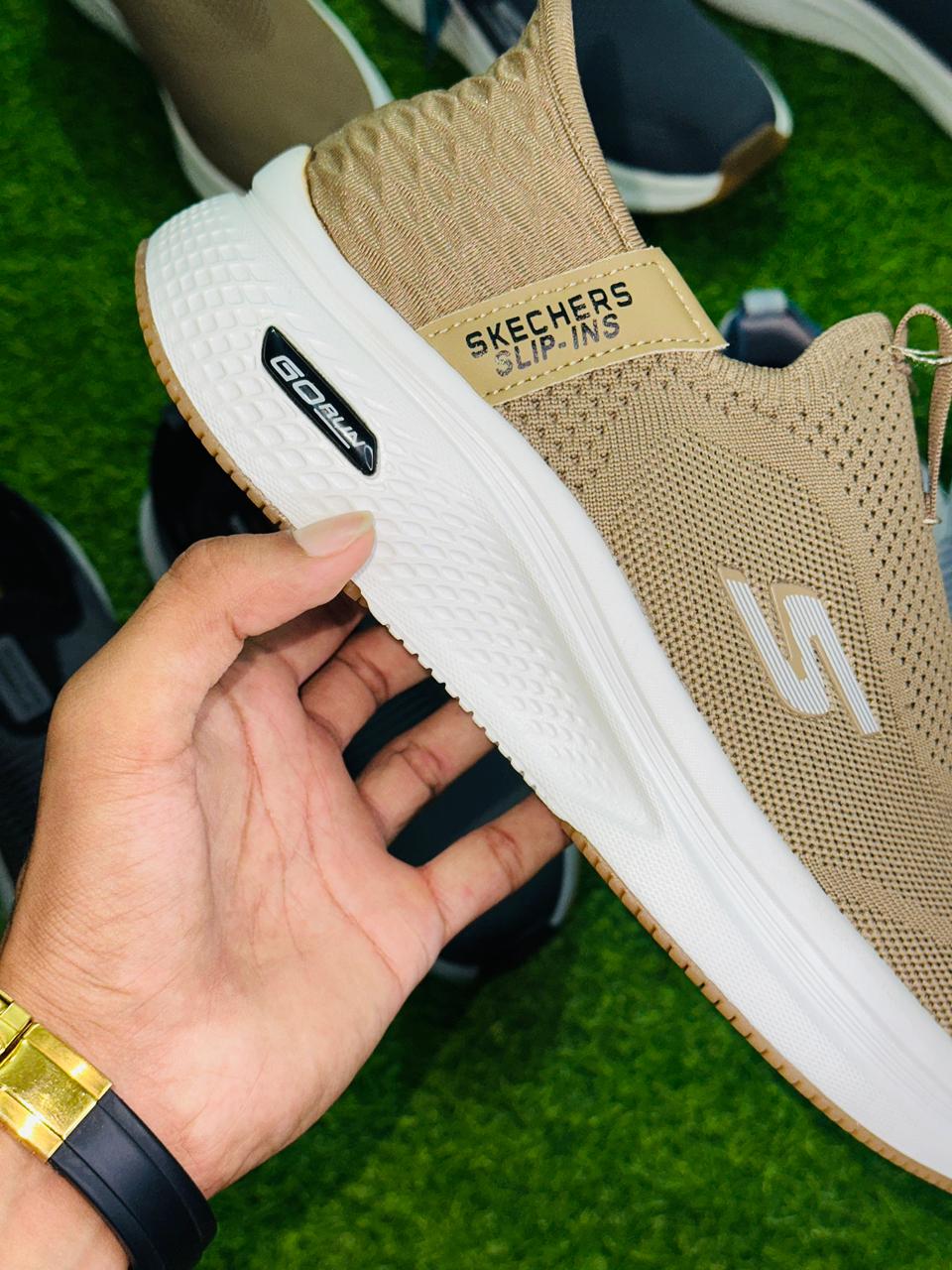 SKECHERS BROWN EDITION 1 AIR WAVE