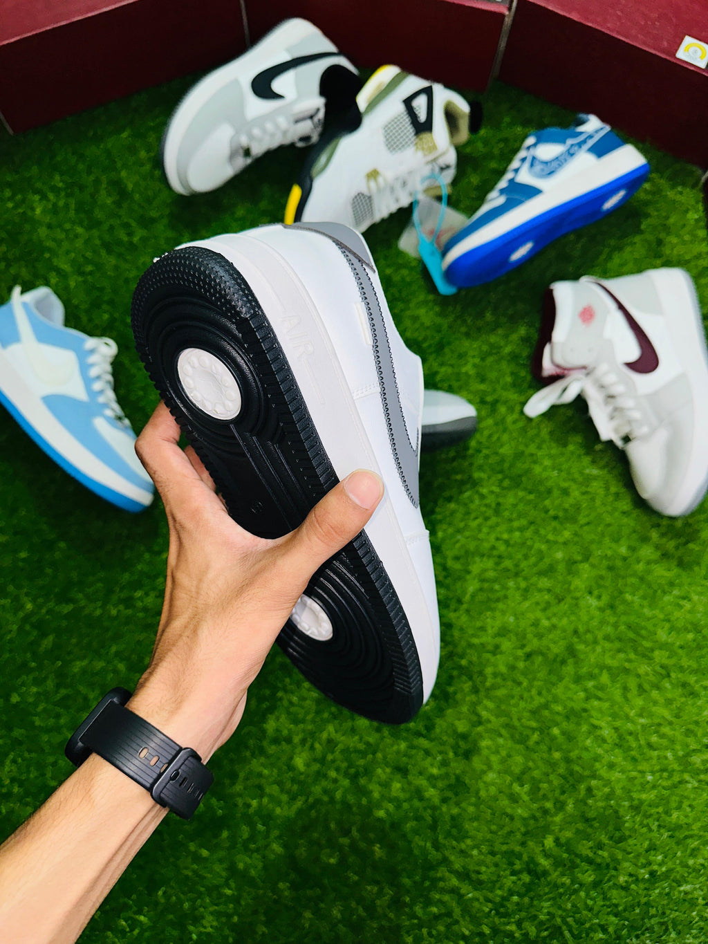 ✔  AIR GREY EDITION