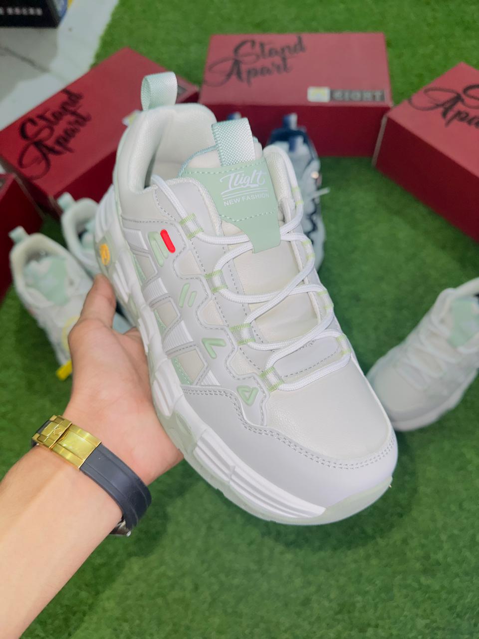 WHITE FLIGHT PREMIUM EDITION 11